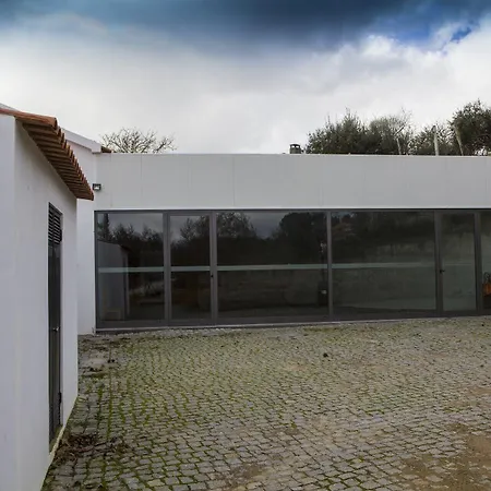 Entryfik Albergue Maceira (Guarda)