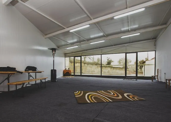 Hostel Entryfik Maçeira