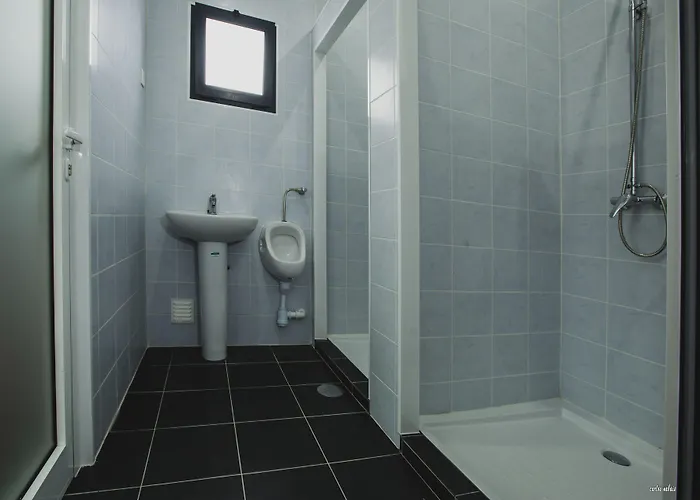 Entryfik Hostel Maçeira